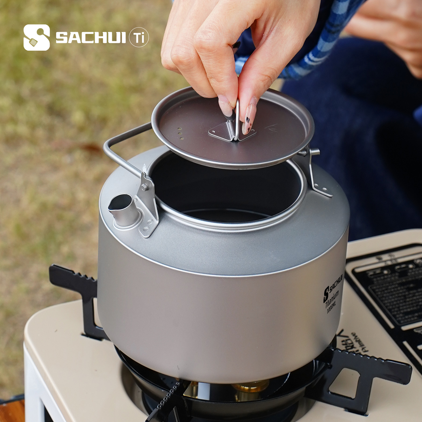 Bollitore in titanio puro da 1 - Camping Cooking Utilities recensione e prezzo
